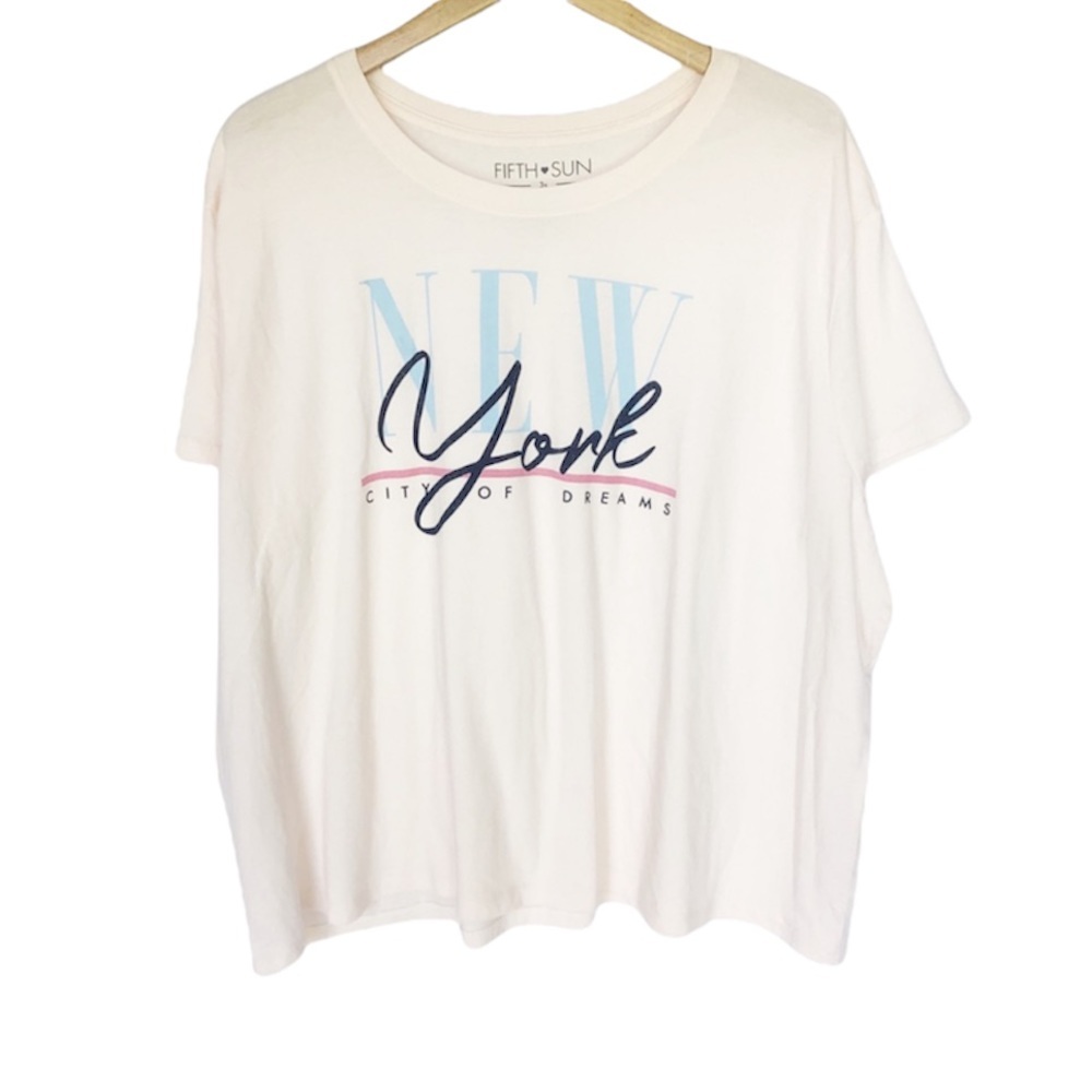 City of Dreams NWOT Graphic Tee